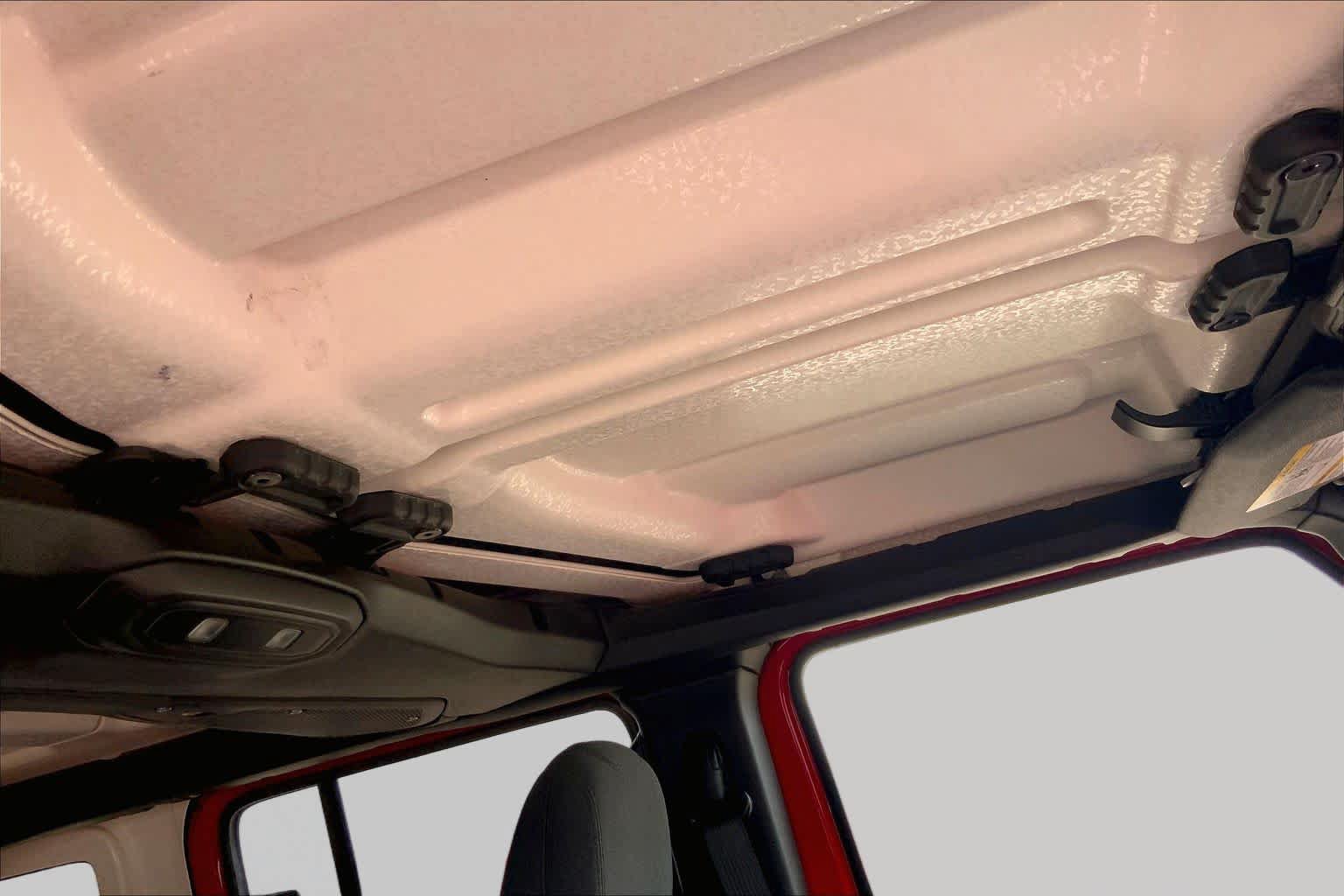 Used 2025 Jeep Wrangler Unlimited Sport AWD/4WD image 14