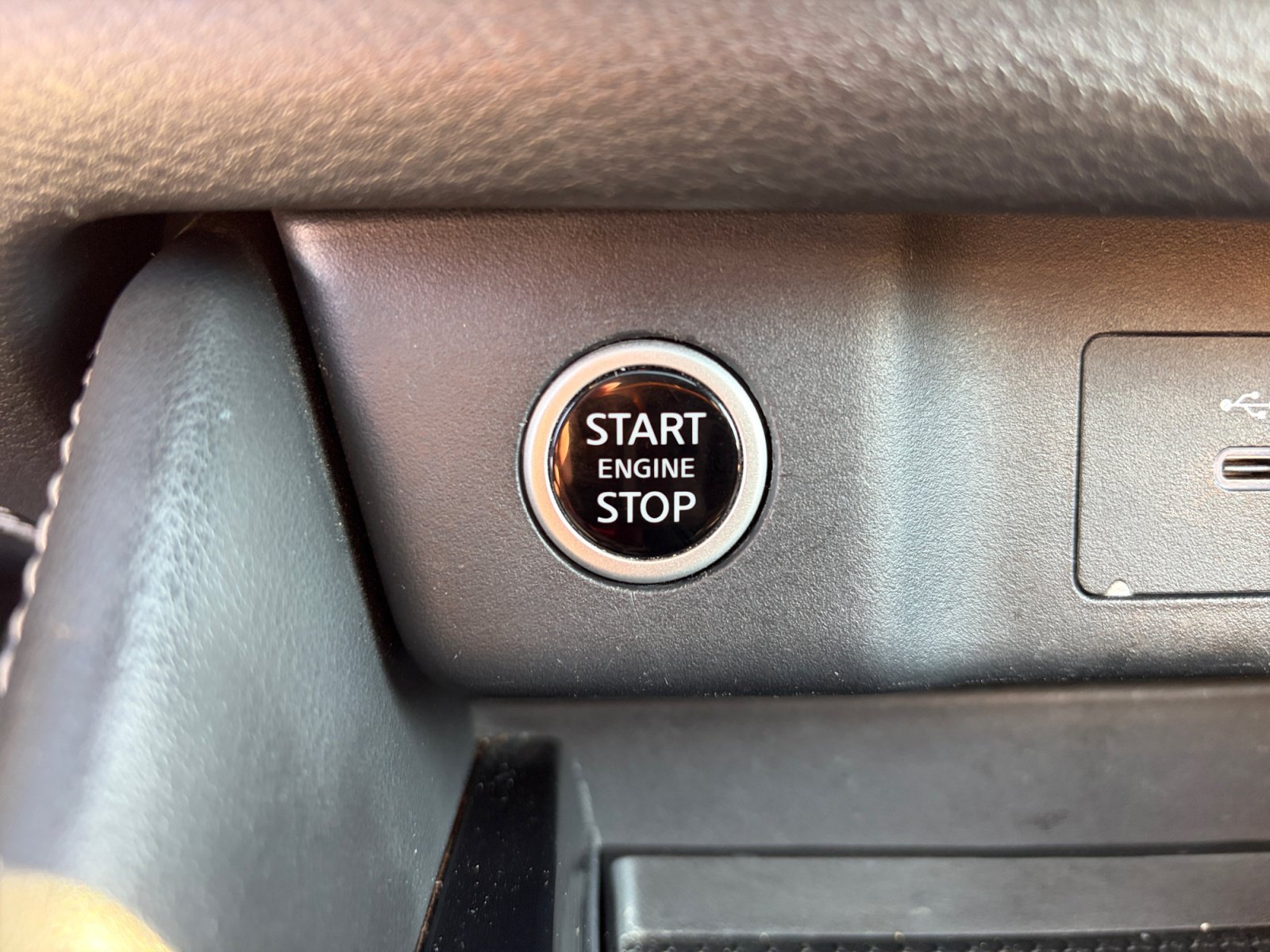 Used 2023 Nissan Rogue SL w/ SL Premium Package AWD/4WD image 19