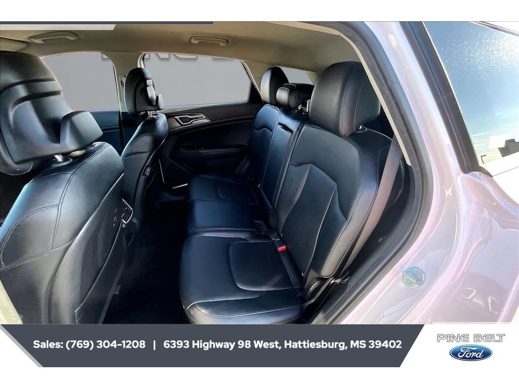 Used 2023 Kia Sportage EX FWD image 18