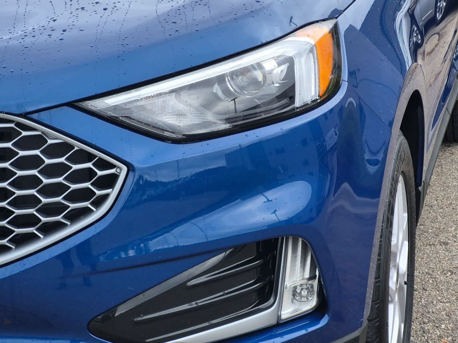 Certified 2024 Ford Edge SEL w/ Convenience Package AWD/4WD image 11