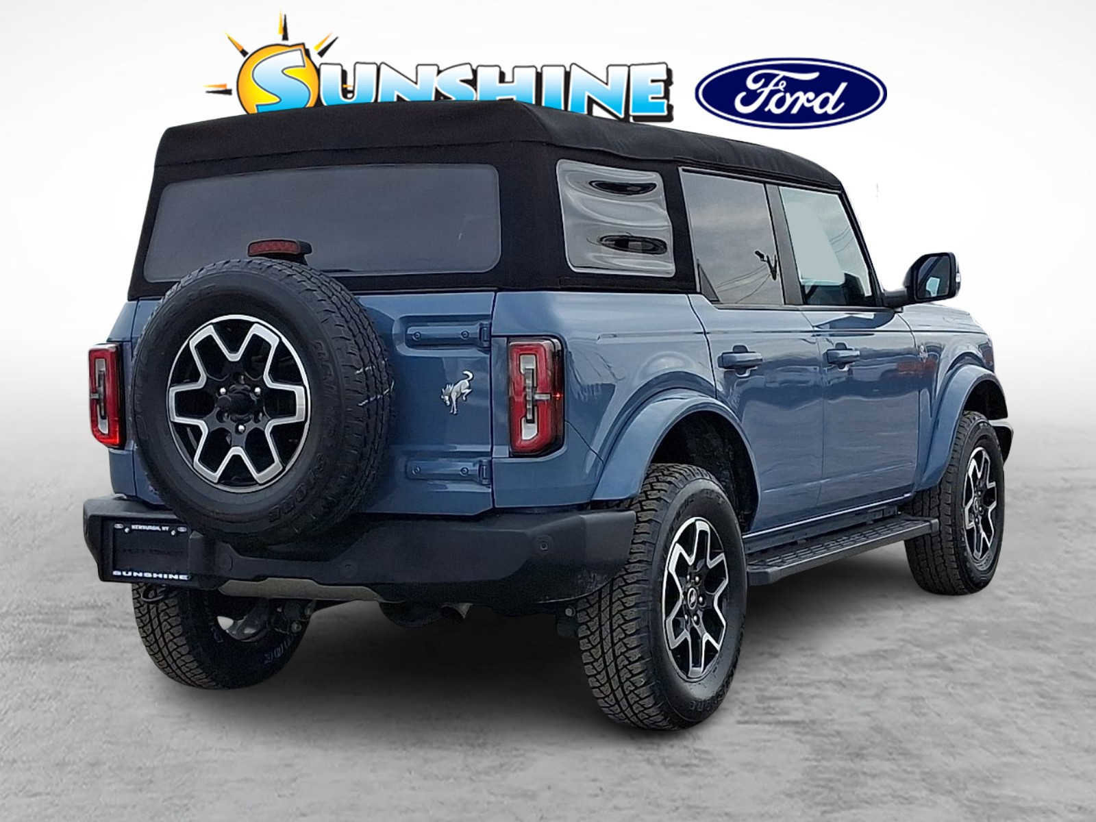 Certified 2023 Ford Bronco Outer Banks image 4
