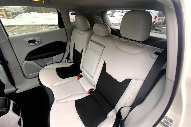 Used 2019 Jeep Compass Latitude w/ Popular Equipment Group image 20