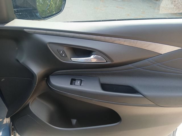 Used 2026 Buick Envista Sport Touring w/ Convenience I Package FWD image 46
