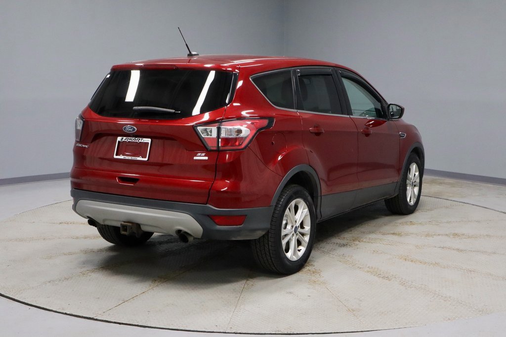 Certified 2017 Ford Escape SE image 5