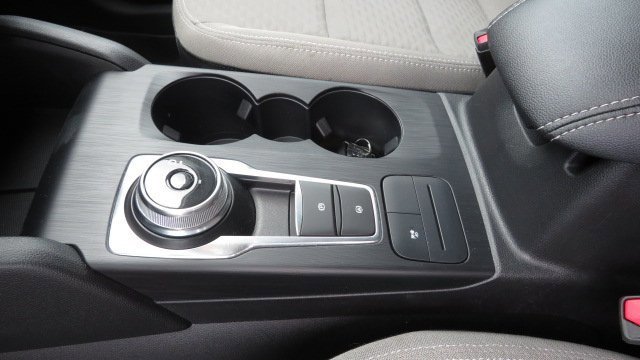 Certified 2022 Ford Escape SE w/ SE Sport Appearance Package image 18