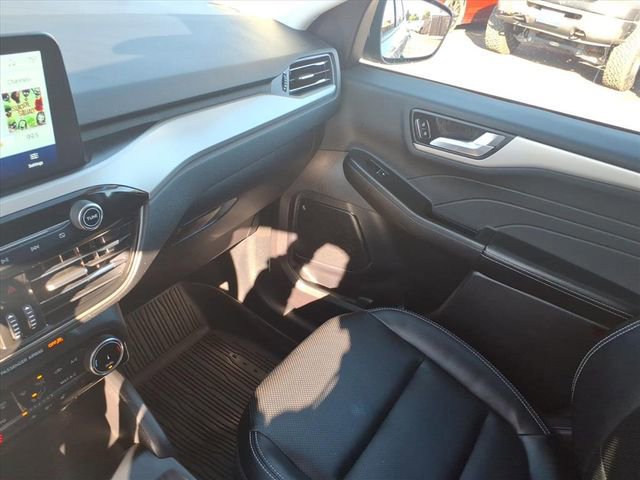 Certified 2022 Ford Escape SEL image 22