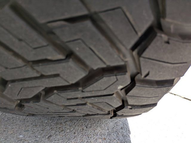 Certified 2025 Ford Expedition Active image 11