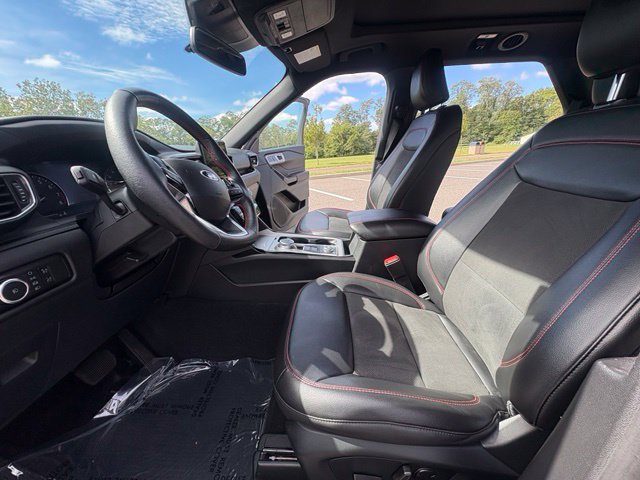 Certified 2023 Ford Edge ST-Line AWD/4WD image 12