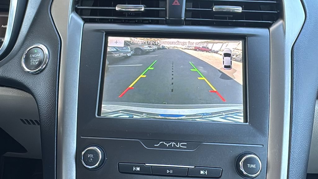Certified 2020 Ford Fusion SE FWD image 16