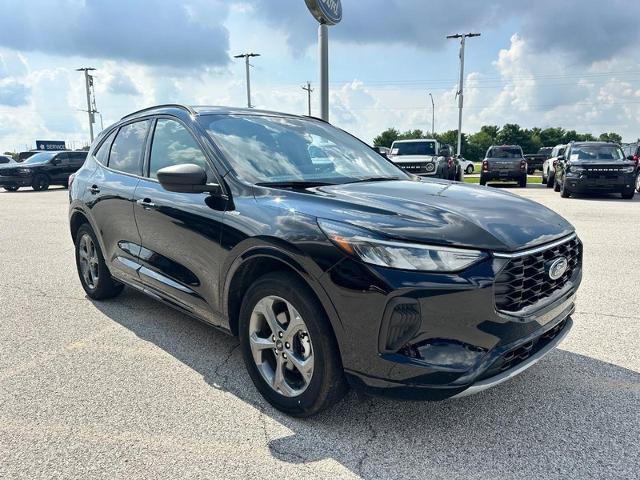 Certified 2024 Ford Escape ST-Line AWD/4WD image 8