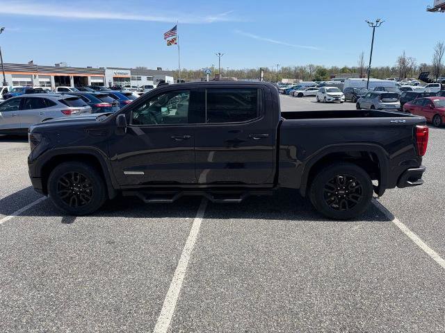Used 2023 GMC Sierra 1500 Elevation AWD/4WD image 2
