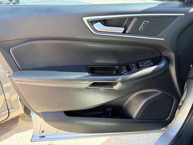 Certified 2019 Ford Edge SEL w/ Equipment Group 201A FWD image 18