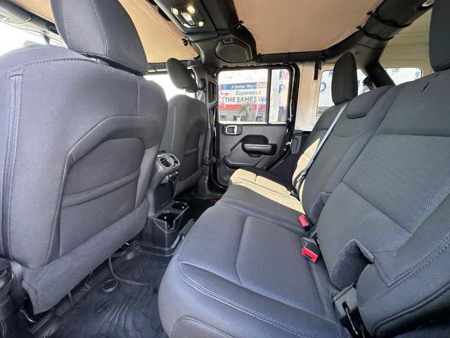 Used 2021 Jeep Wrangler Unlimited Sport AWD/4WD image 18