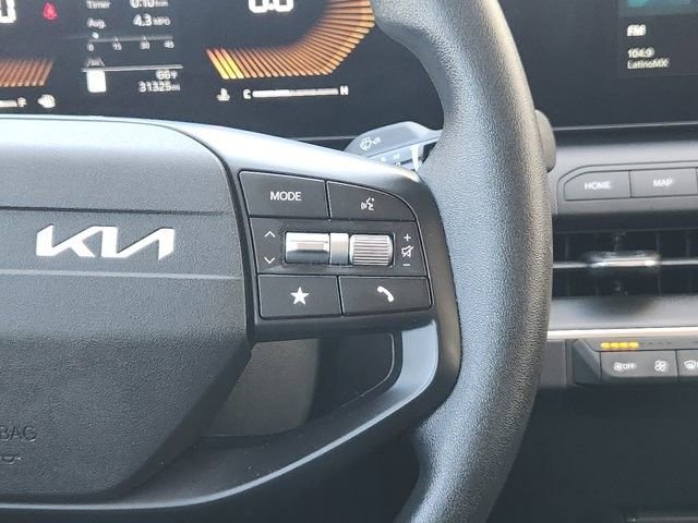 Used 2025 Kia K4 FWD image 28
