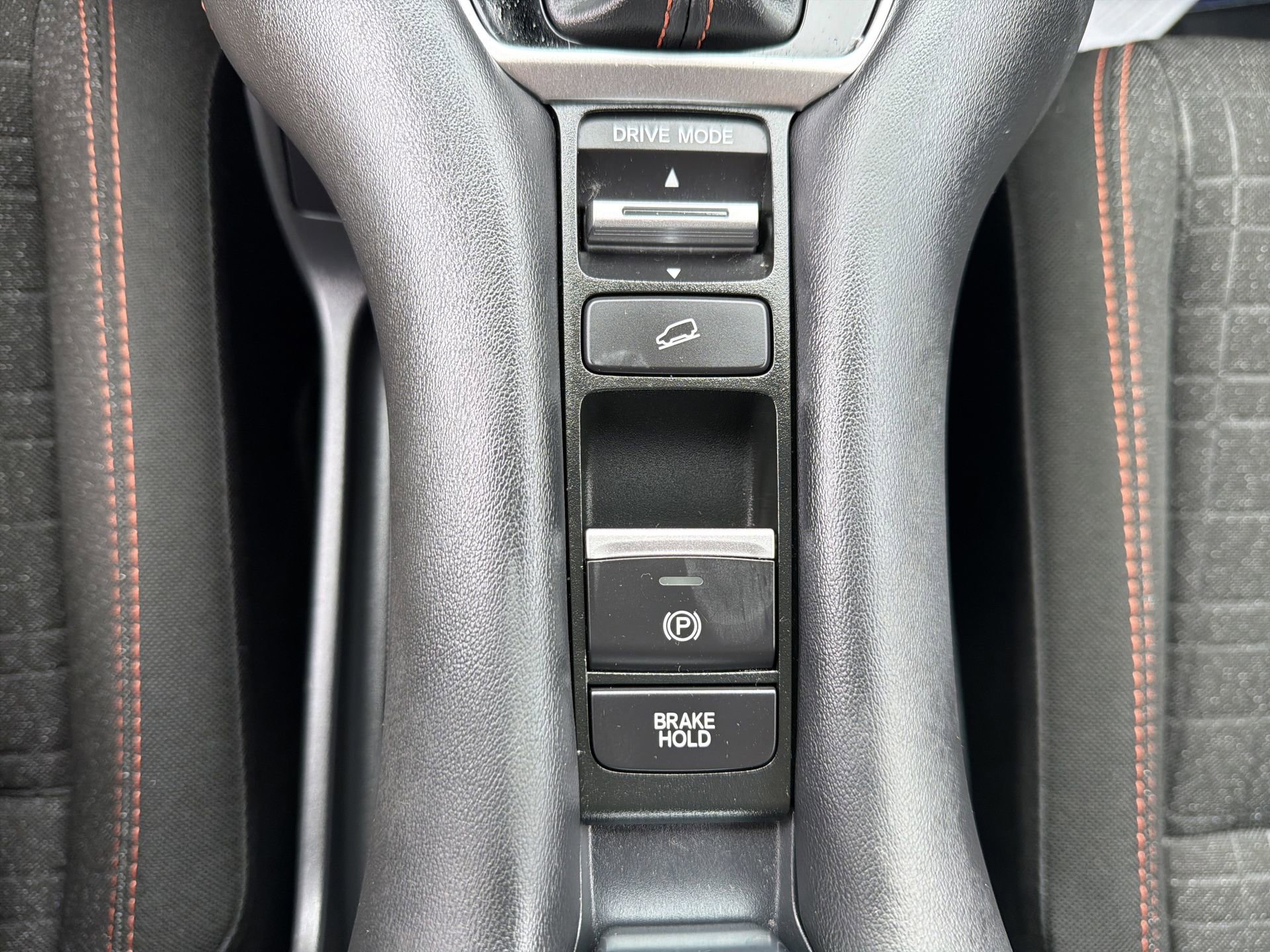 Used 2025 Honda HR-V Sport image 10