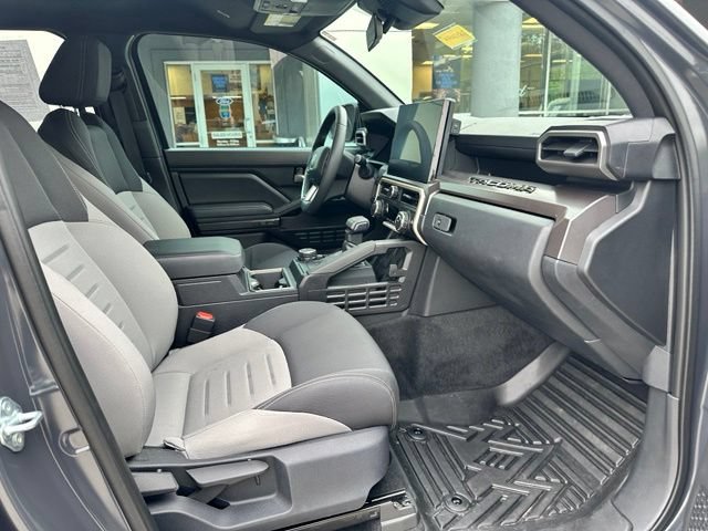 Used 2024 Toyota Tacoma TRD Sport AWD/4WD image 48