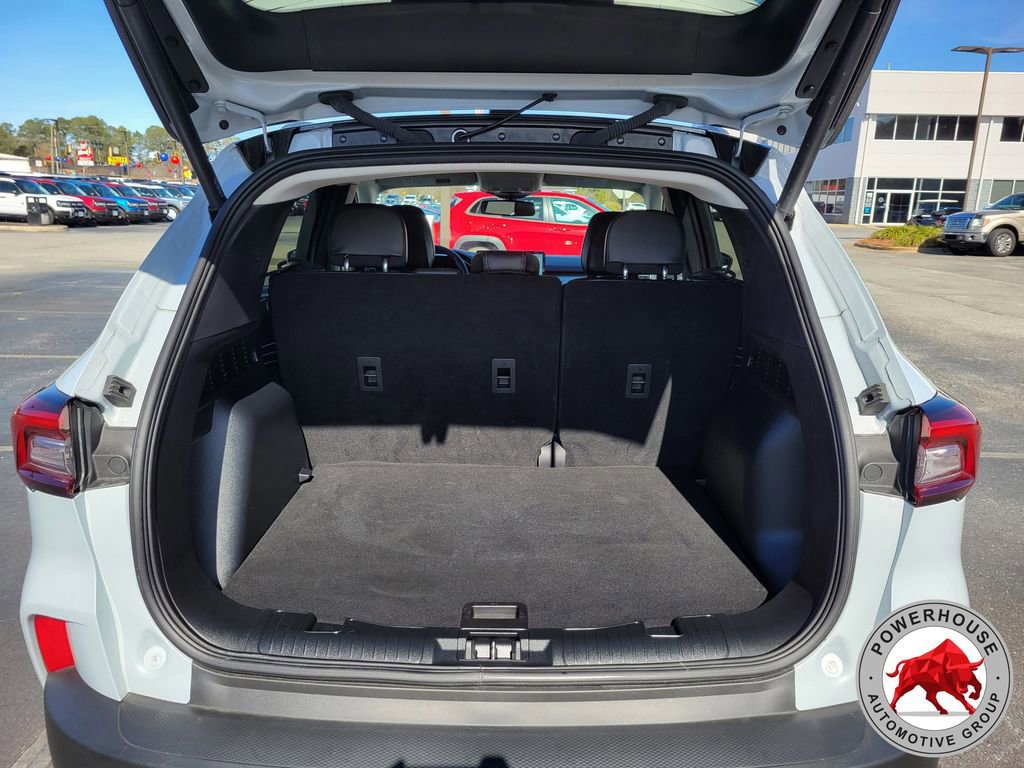 Certified 2025 Ford Escape SE w/ PHEV Premium Package image 14