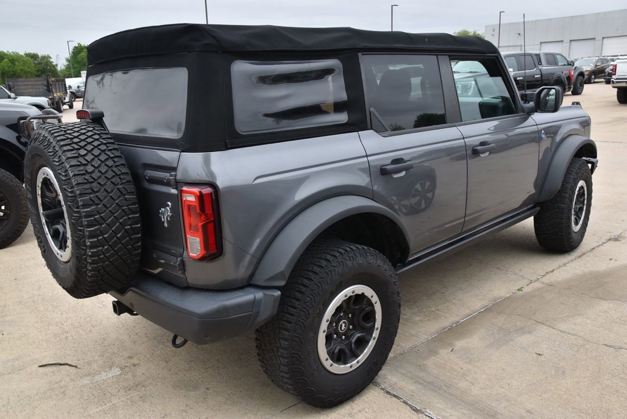 Certified 2021 Ford Bronco Black Diamond w/ Sasquatch Package image 5