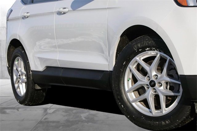 Certified 2024 Ford Escape Active w/ Cold Weather Package image 6