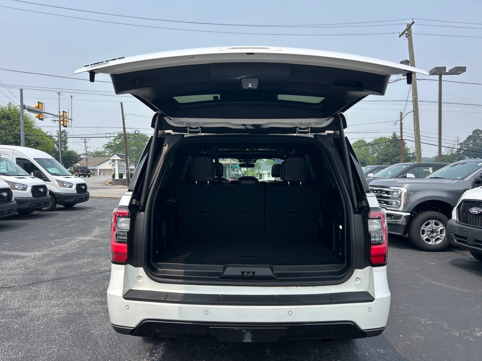 Certified 2021 Ford Expedition Max Limited AWD/4WD image 16