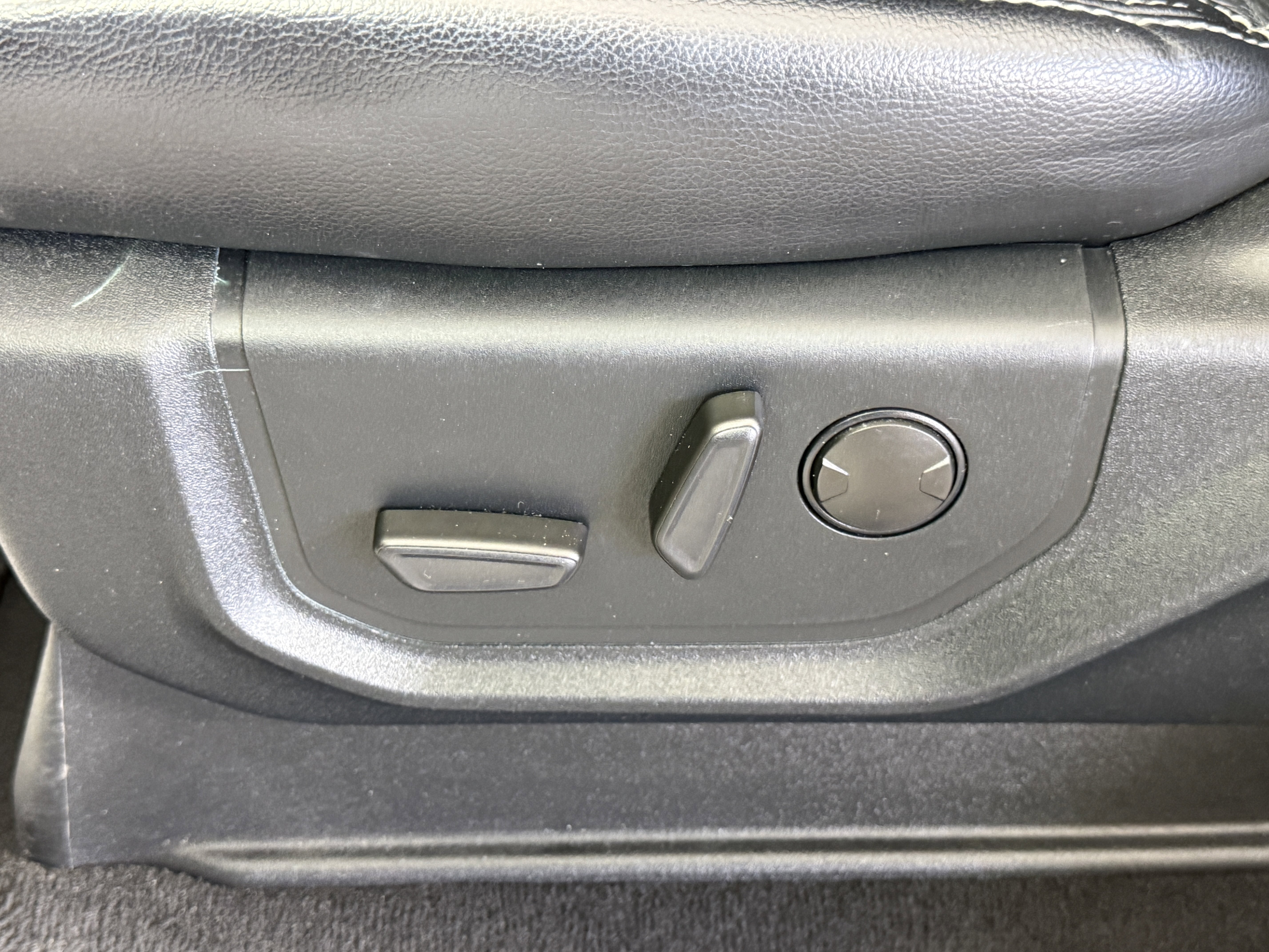 Certified 2020 Ford F250 Lariat w/ Chrome Package image 18