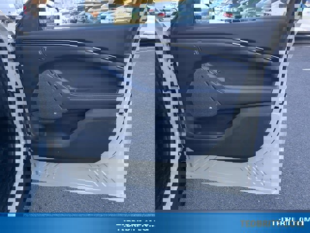 Certified 2025 Ford Mustang Mach-E Premium image 23