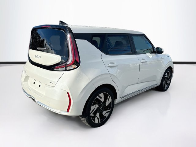 Used 2023 Kia Soul GT-Line w/ GT-Line Technology Package FWD image 11