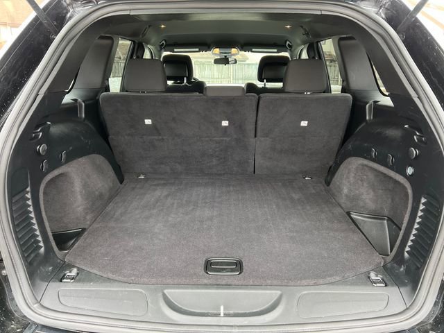 Used 2018 Jeep Grand Cherokee Laredo image 29