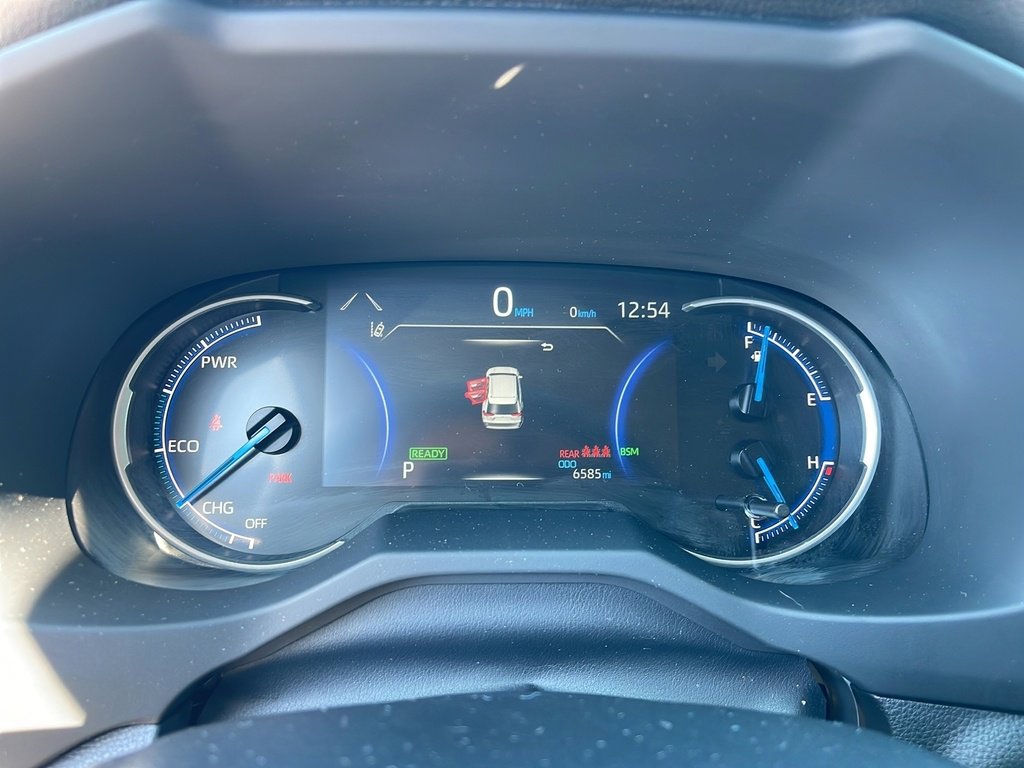 Used 2024 Toyota RAV4 XLE image 16