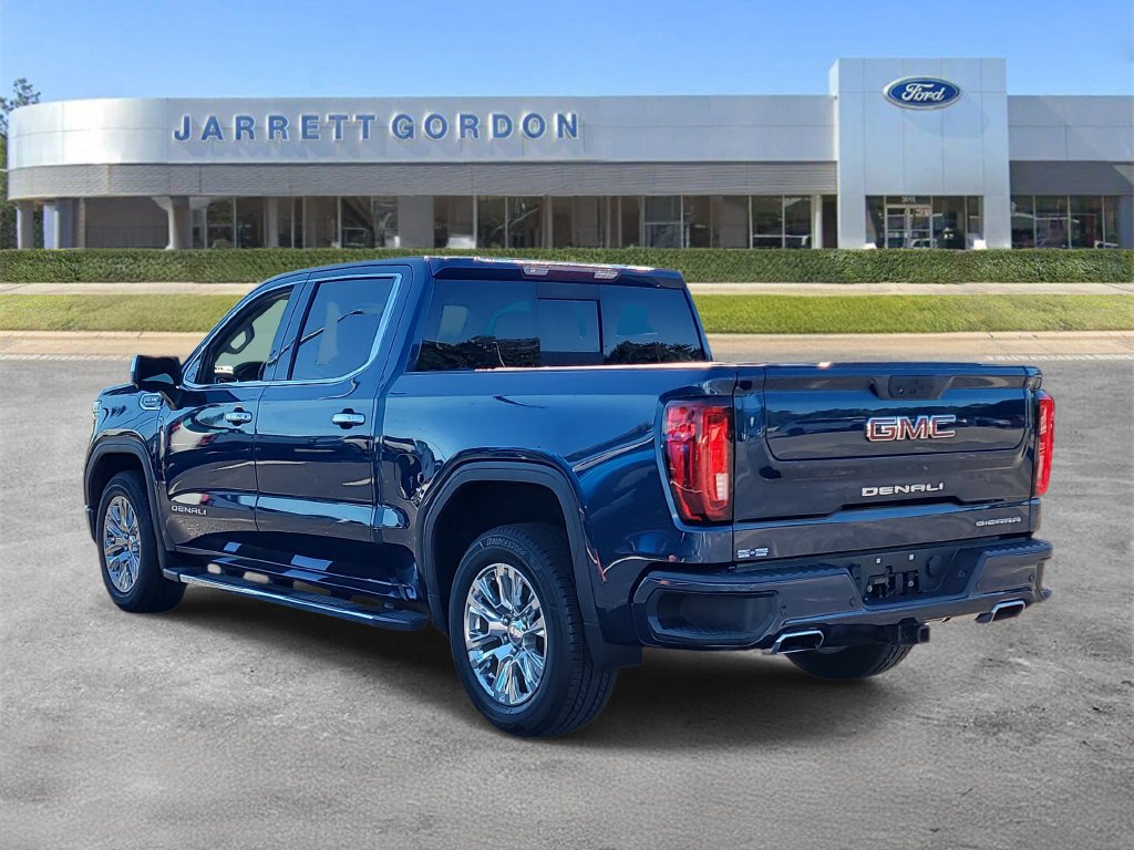 Used 2020 GMC Sierra 1500 Denali w/ Driver Alert Package II AWD/4WD image 3