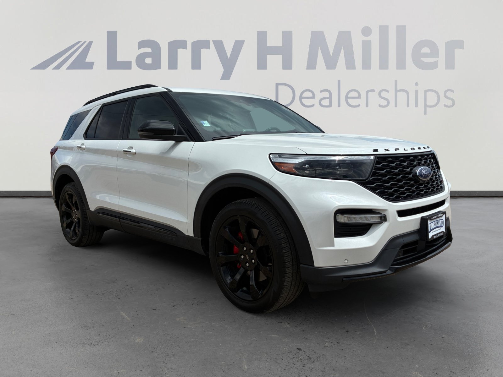 Certified 2023 Ford Explorer ST w/ Equipment Group 401A AWD/4WD image 7