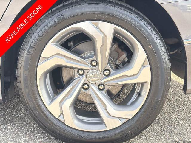 Used 2019 Honda Accord EX image 14