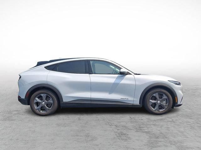 Certified 2022 Ford Mustang Mach-E Select AWD/4WD image 7