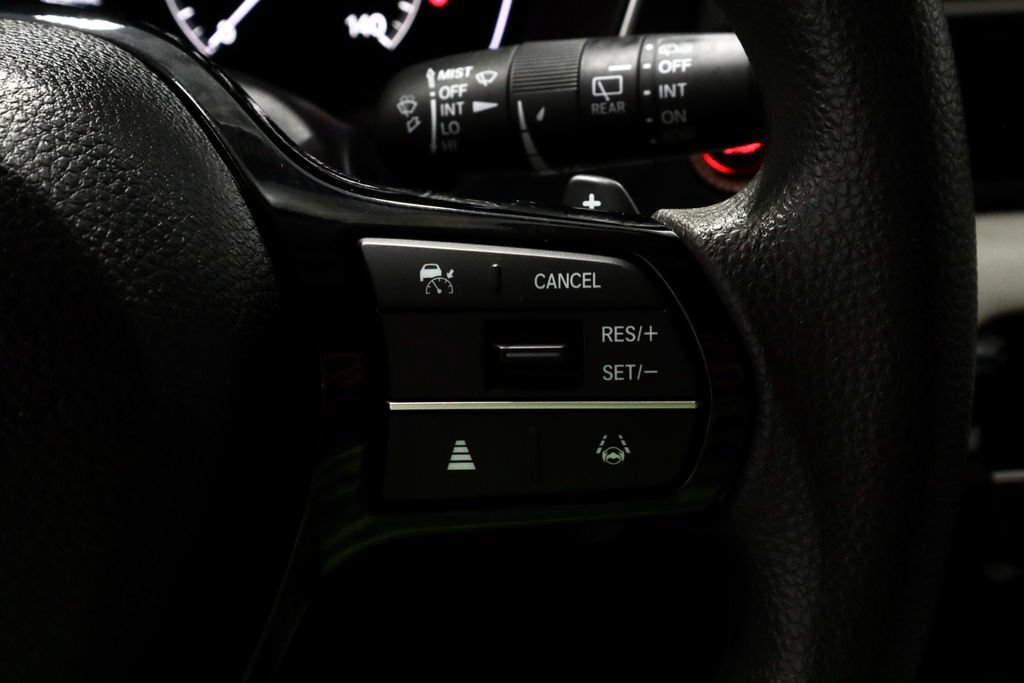 Used 2023 Honda Pilot LX image 28