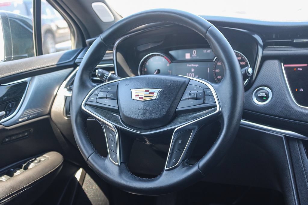 Used 2023 Cadillac XT5 Premium Luxury AWD/4WD image 17