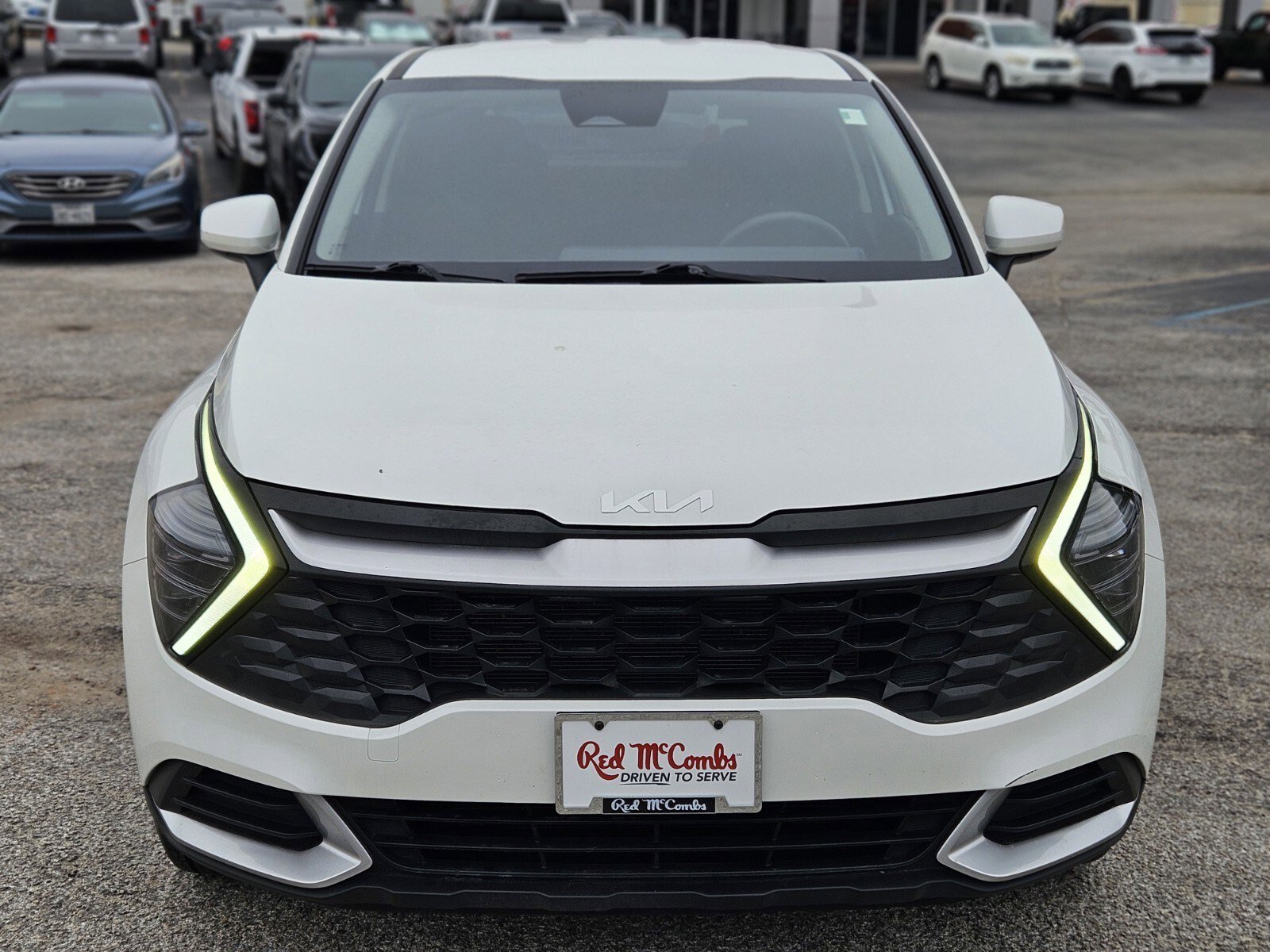 Used 2024 Kia Sportage LX image 9