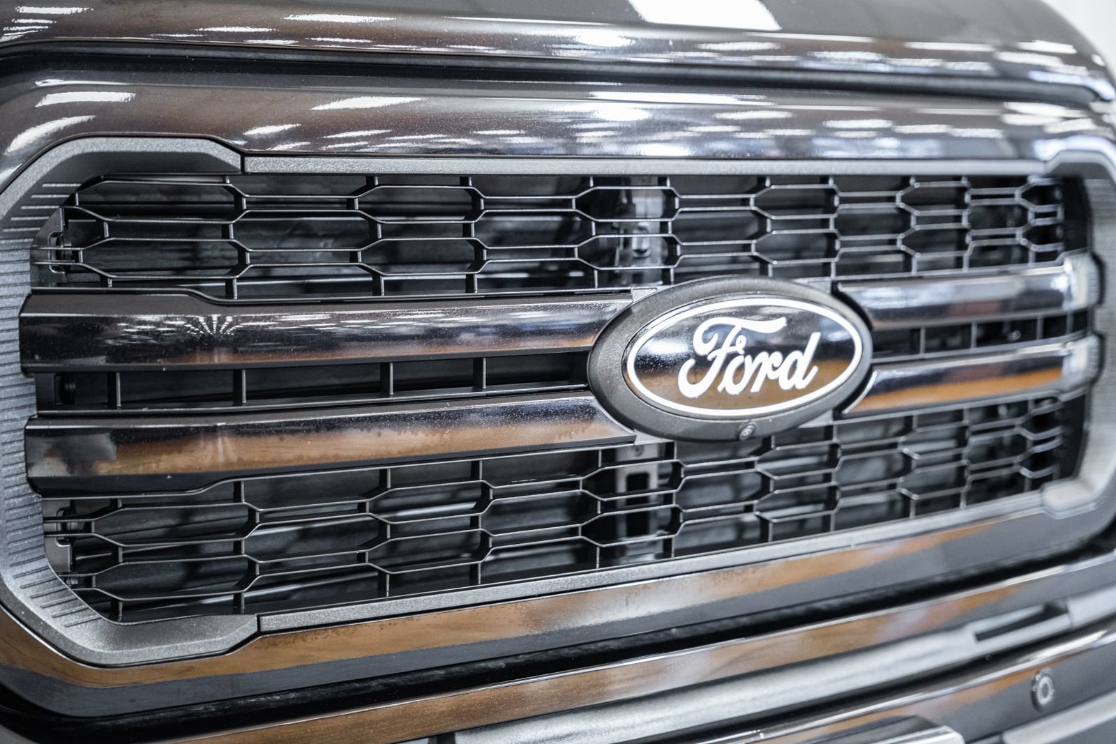 Certified 2024 Ford F150 Lariat AWD/4WD image 10