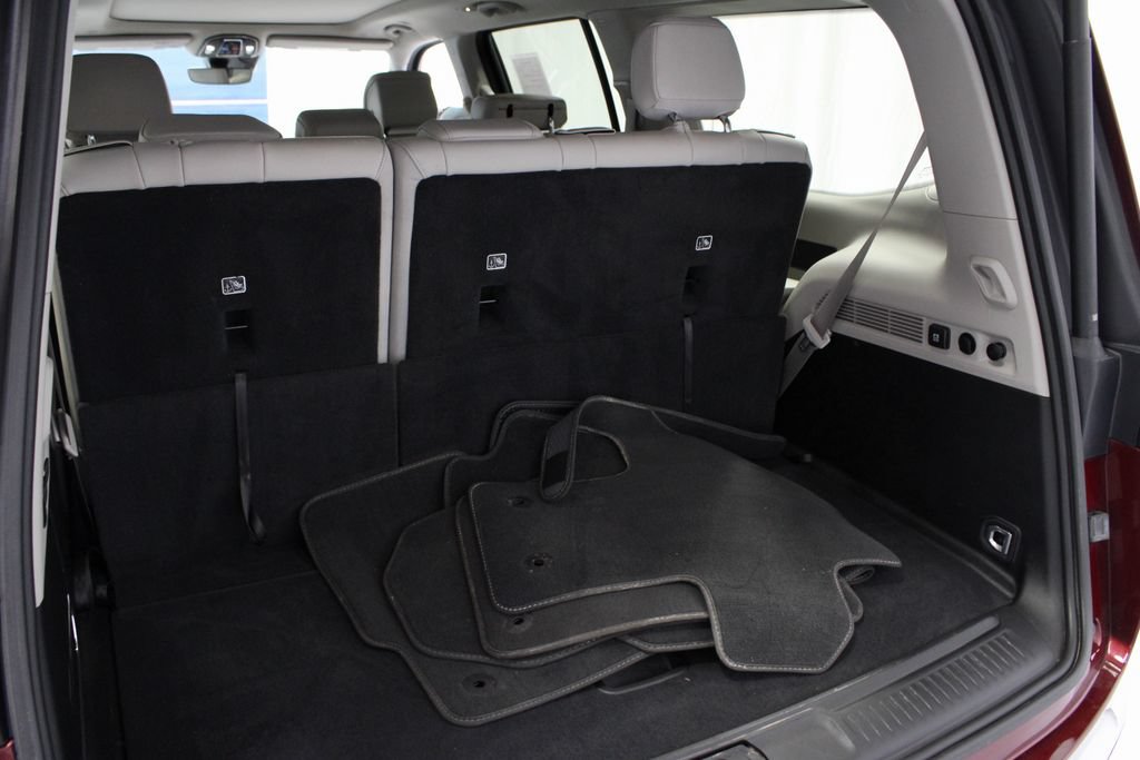 Used 2024 Jeep Wagoneer 4WD w/ Premium Group I image 16