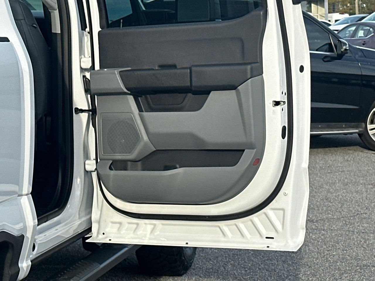 Certified 2024 Ford F250 XL AWD/4WD image 18