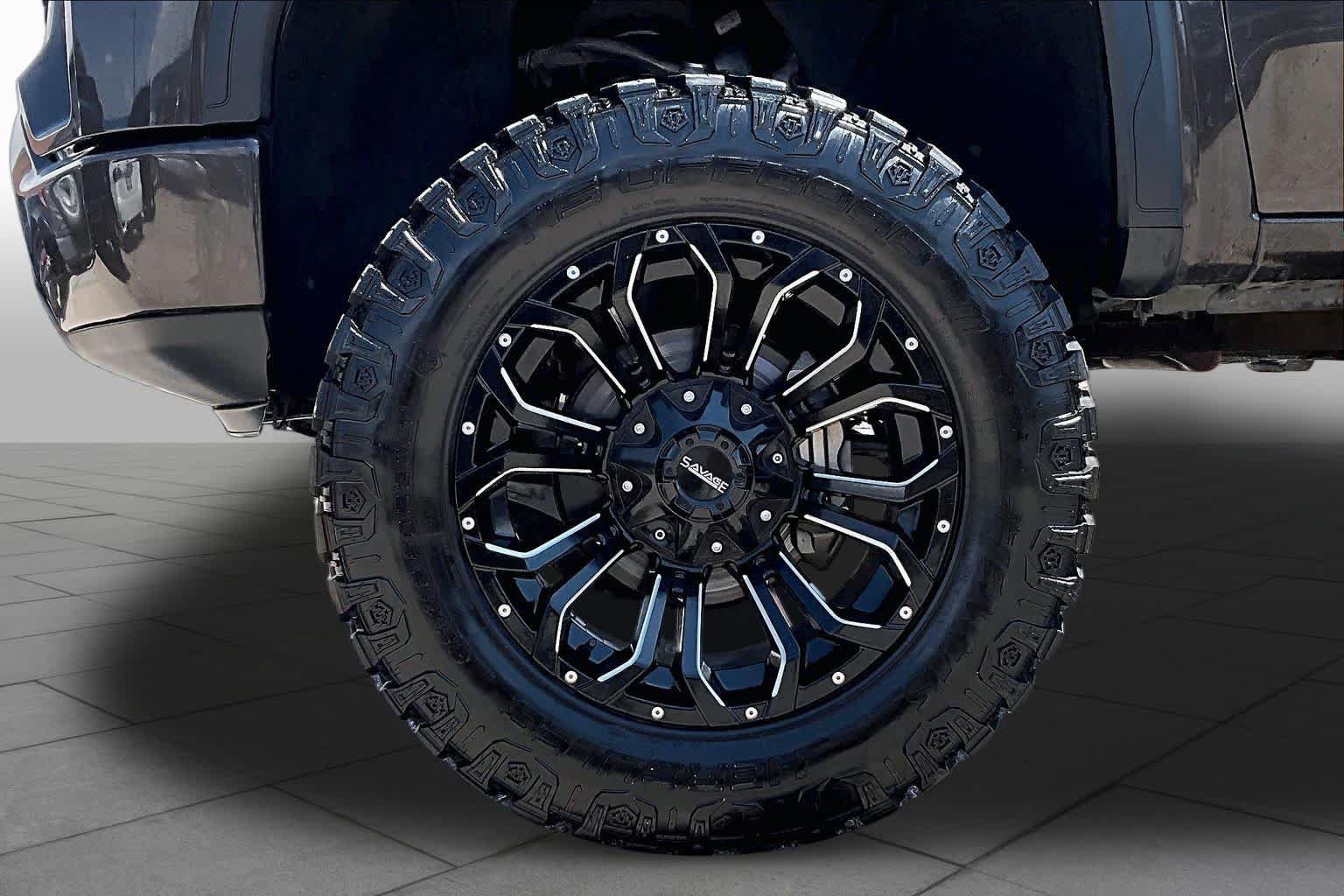 Used 2021 GMC Sierra 1500 Elevation RWD image 11