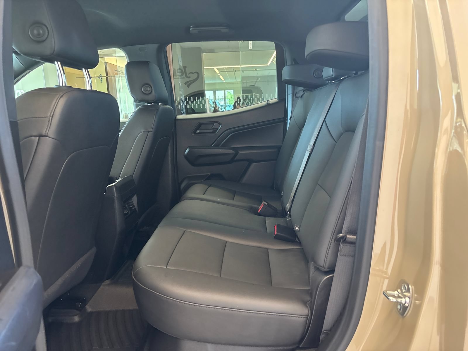 Used 2024 Chevrolet Colorado W/T w/ Safety Package RWD image 10
