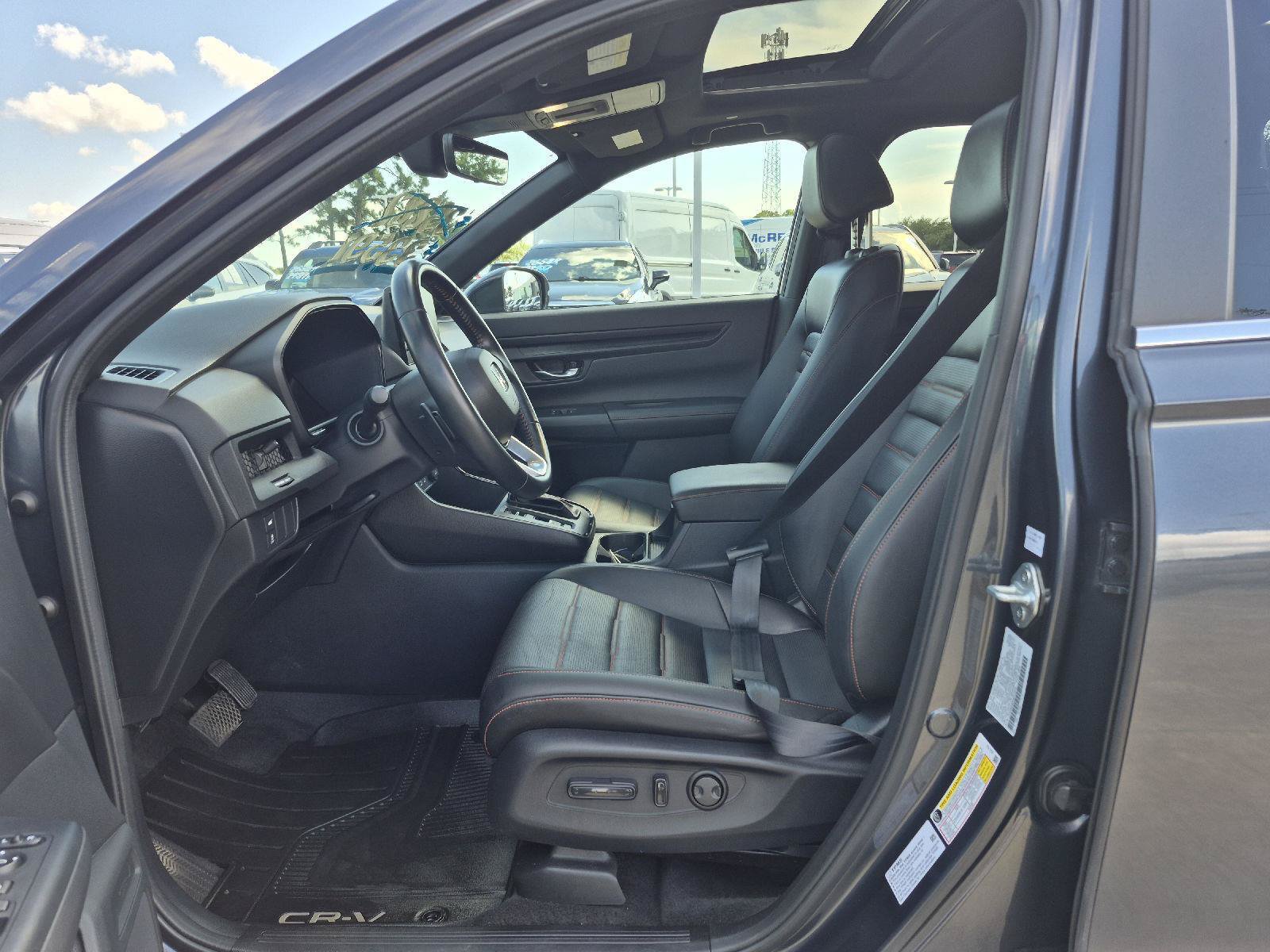 Used 2025 Honda CR-V Sport-L image 2