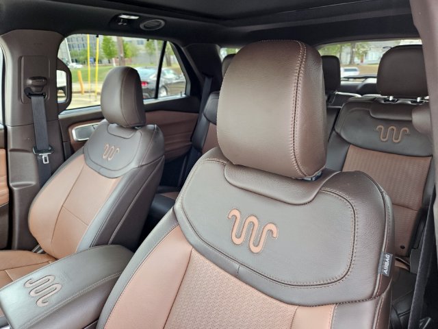 Certified 2022 Ford Explorer King Ranch w/ Premium Technology Package AWD/4WD image 22