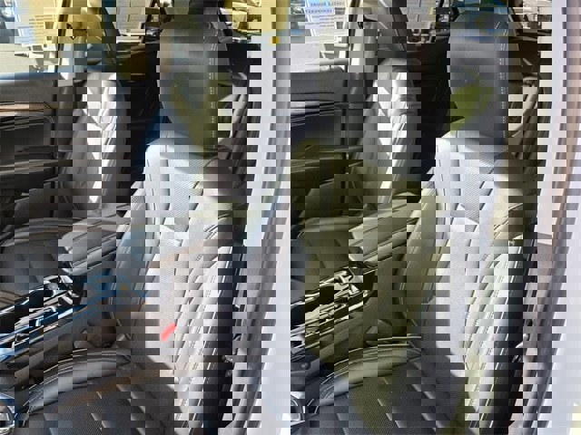 Used 2023 Buick Envision Essence image 12