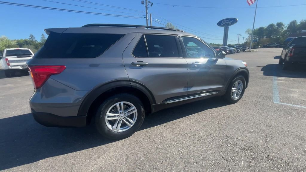Certified 2021 Ford Explorer XLT w/ Equipment Group 202A AWD/4WD image 20