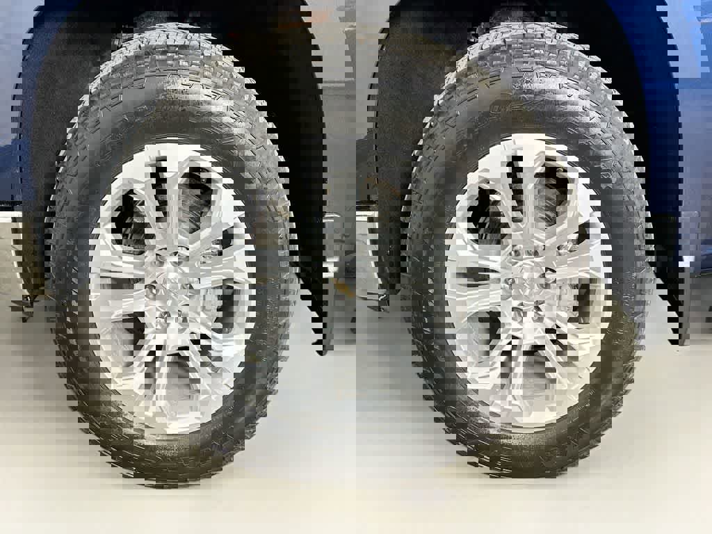 Used 2023 Chevrolet Silverado 1500 LTZ w/ LTZ Premium Package image 11