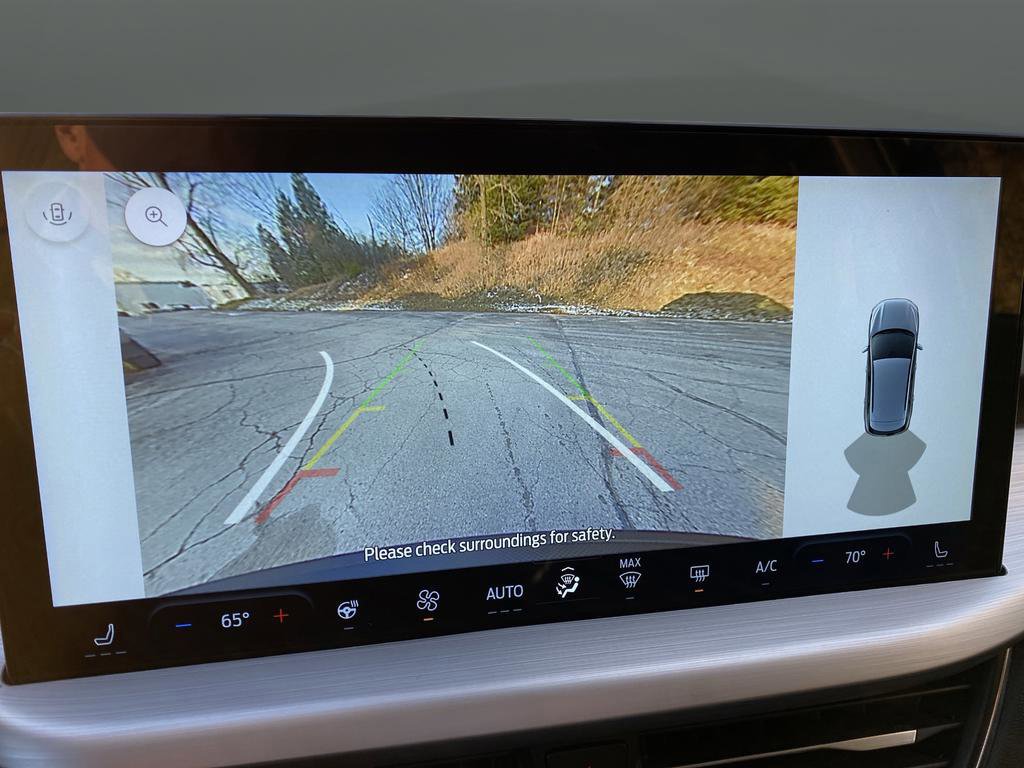 Certified 2025 Ford Escape Platinum image 16