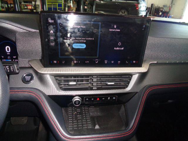 Certified 2025 Ford Explorer ST AWD/4WD image 14