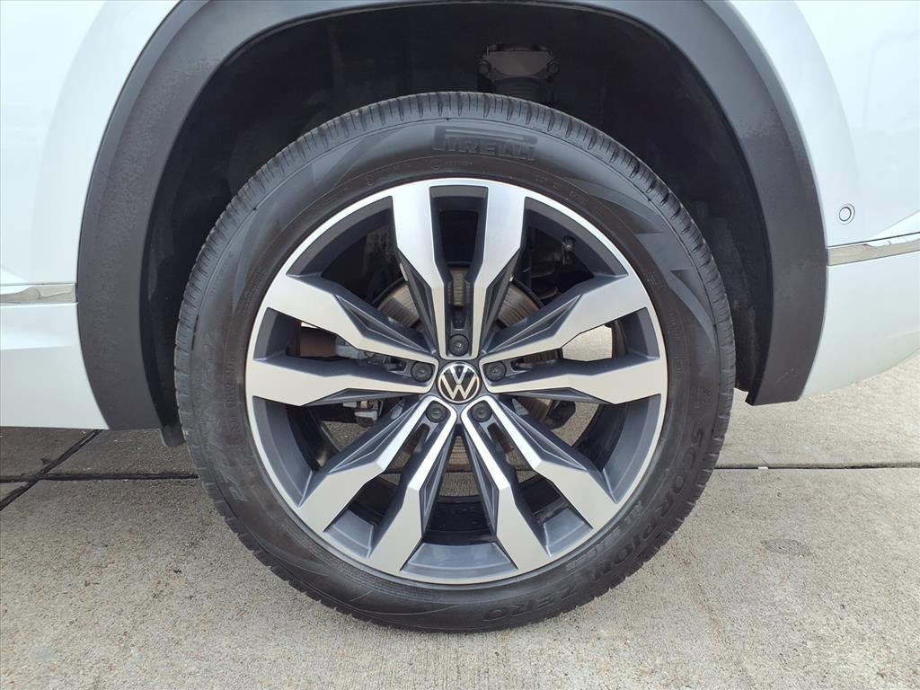 Used 2022 Volkswagen Atlas Cross Sport SEL Premium R-Line w/ Cross Sport MDO Package image 30