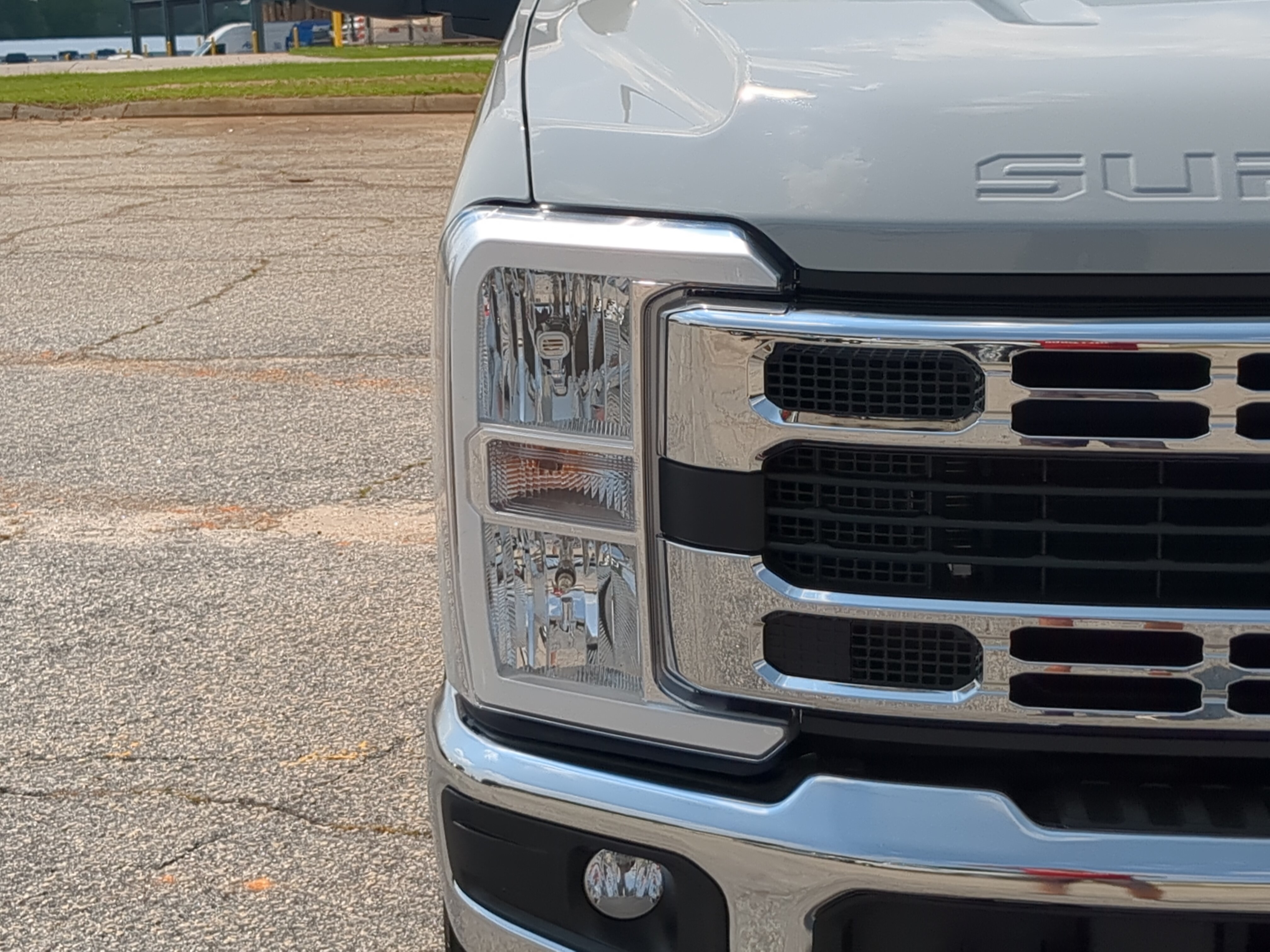Certified 2025 Ford F250 XLT AWD/4WD image 8